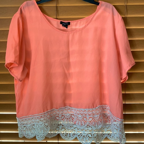 Rue 21 crop blouse - Picture 1 of 2